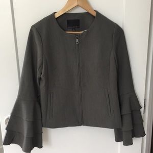 Like new gray Banana Republic blazer with flare sleeves